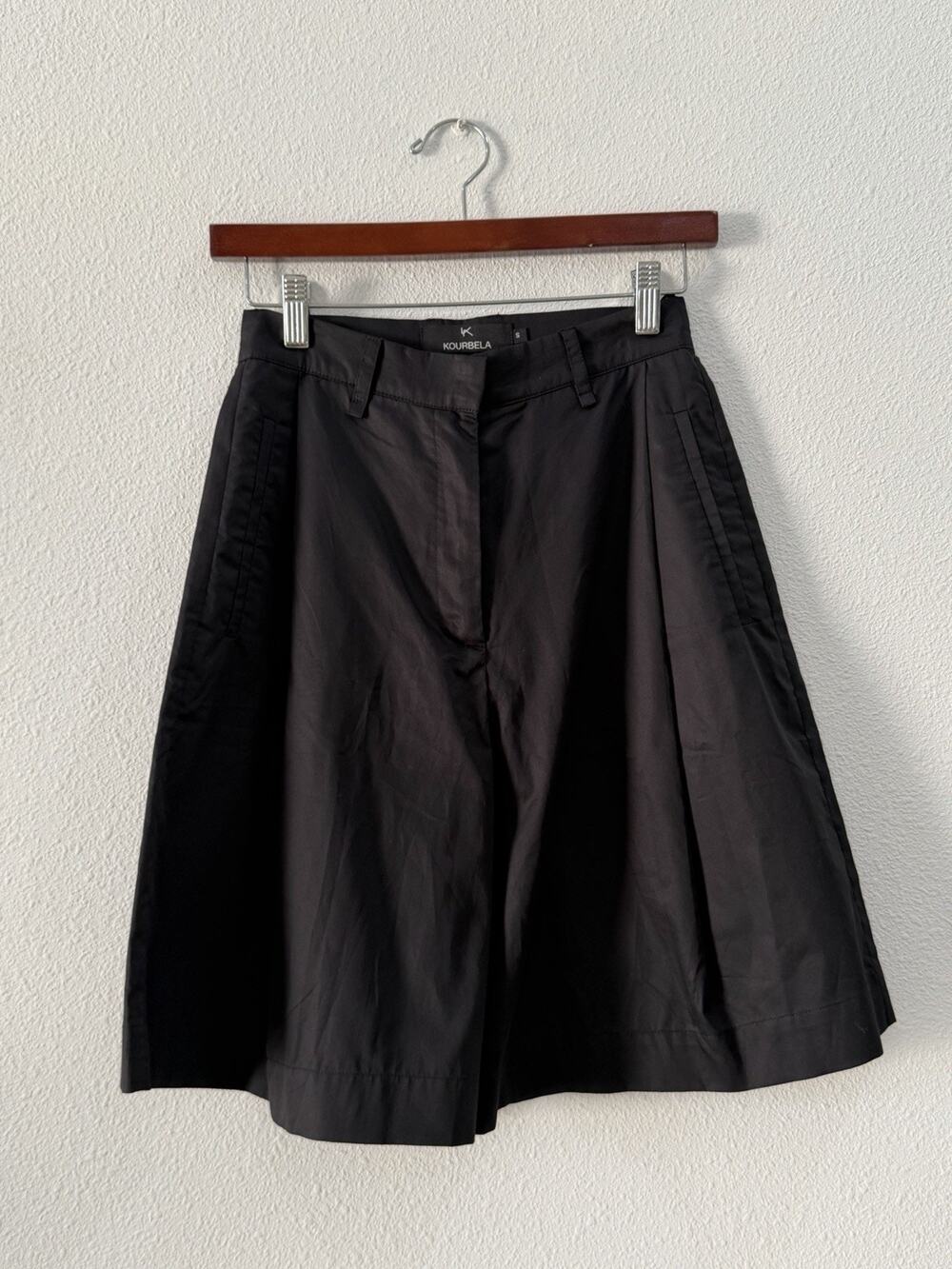 Ioanna kourbela Designer Tailored Black Bermuda Shorts Pleated Pocket Black SM
